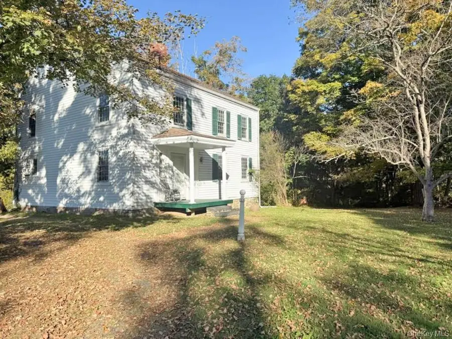 4 Plains Road, Walden, NY 12586 - Image #2