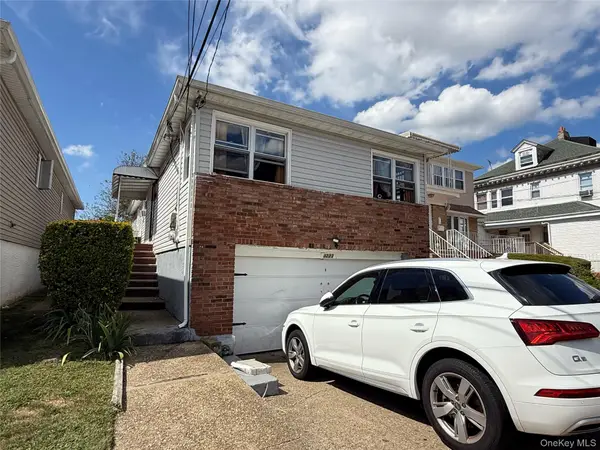 32-23 Plunkett Avenue, Far Rockaway, NY 11691