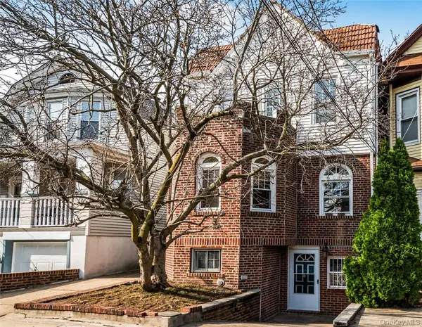 115 East 235th Street, Bronx, NY 10470