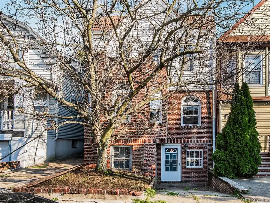 115 East 235th Street, Bronx, NY 10470 - Image #2