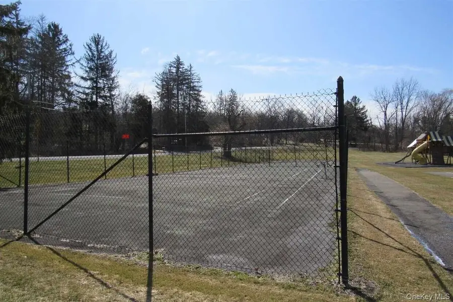 8K White Gate Road, Wappingers Falls, NY 12590 - Image #3