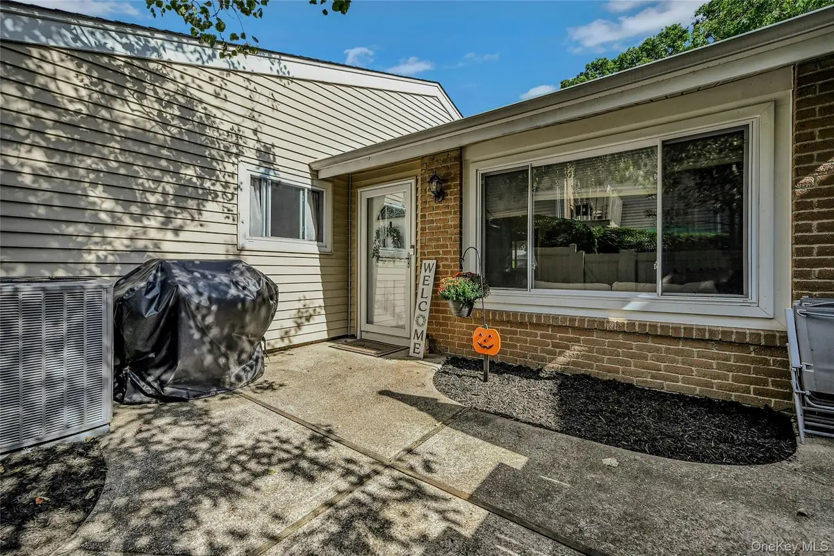 215 Springmeadow Drive #F, Holbrook, NY 11741 - Image #1