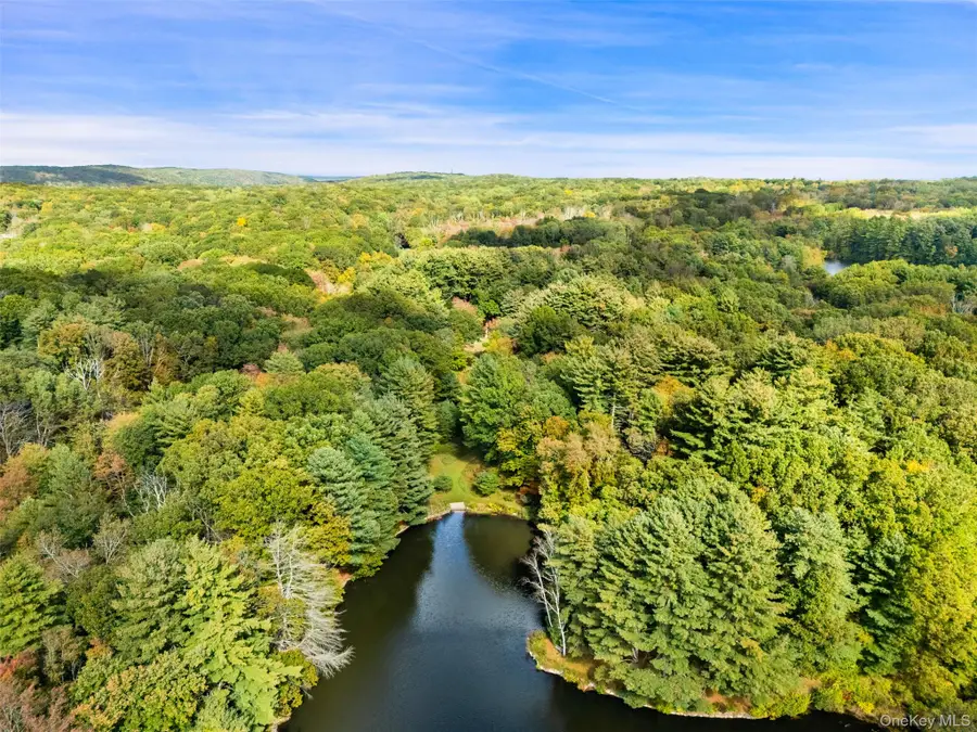 9 Old Corner Road, Bedford, NY 10506 - Image #2