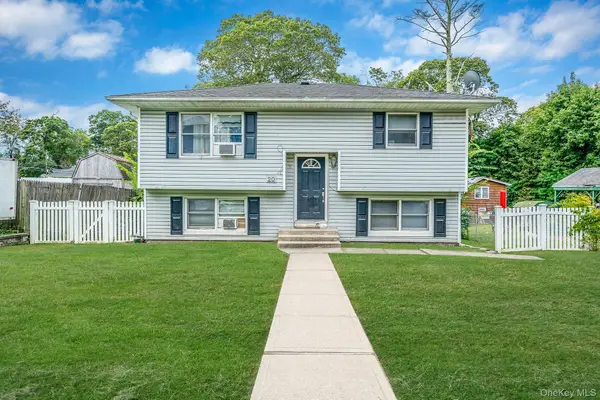20 Kirby Lane, Lake Ronkonkoma, NY 11779