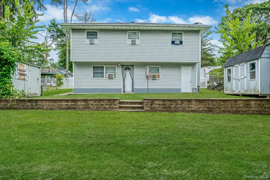 20 Kirby Lane, Lake Ronkonkoma, NY 11779 - Image #2