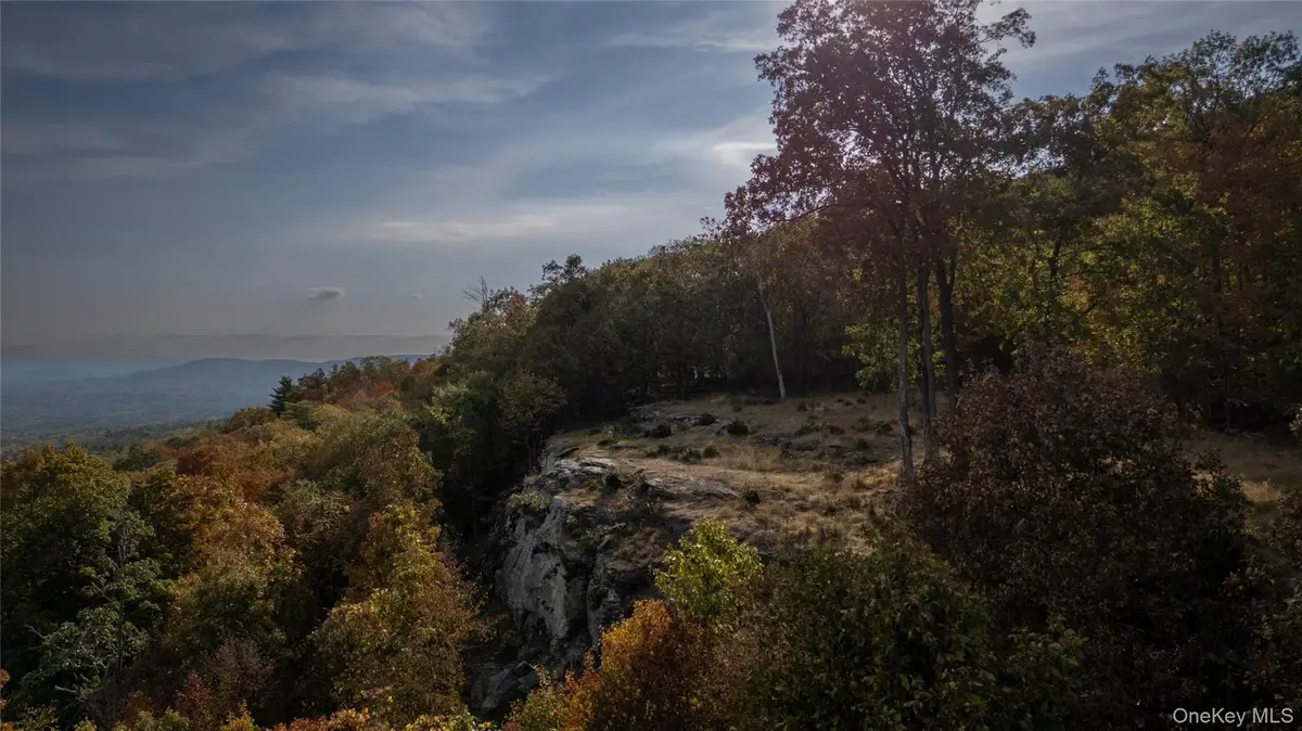 326 Raycliffe Drive, Woodstock, NY 12498 - Image #1