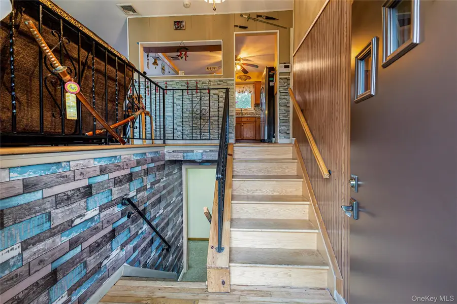 6 William Street, Bay Shore, NY 11706 - Image #2