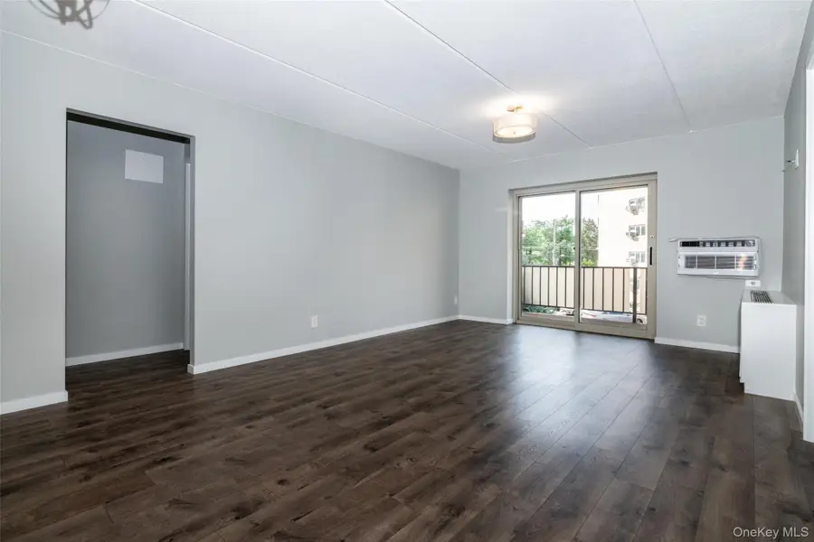 480 Halstead Avenue #2T, Harrison, NY 10528 - Image #2