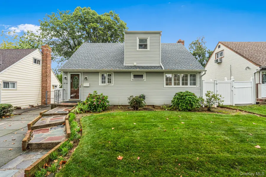 27-22 Bayside Lane, Flushing, NY 11358 - Image #2