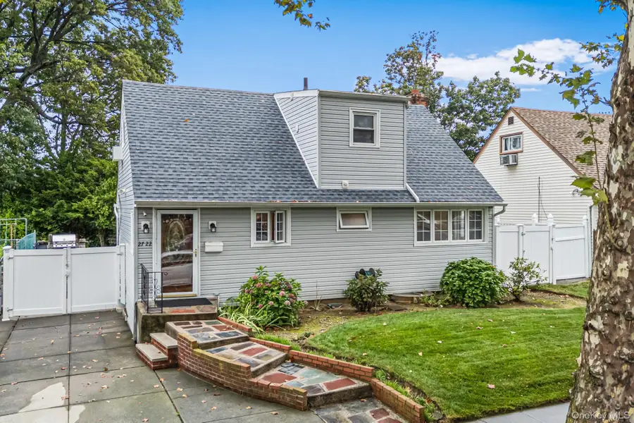 27-22 Bayside Lane, Flushing, NY 11358 - Image #3