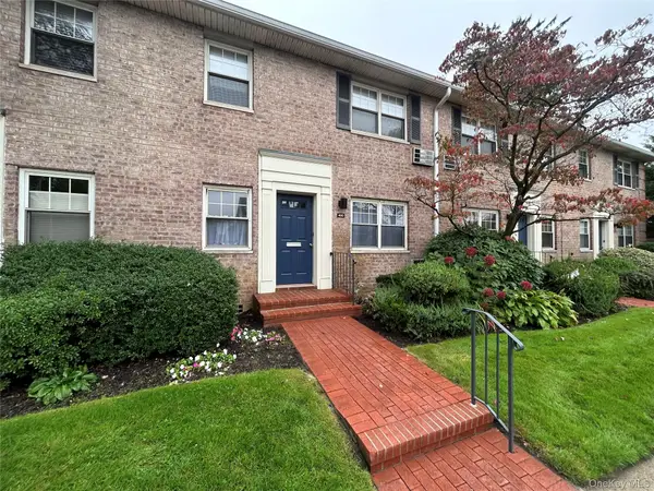 400 Merrick Road #5A, Rockville Centre, NY 11570