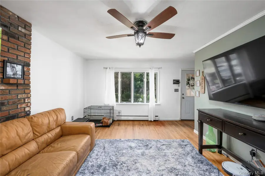 1 Essex Road, Poughkeepsie, NY 12601 - Image #3