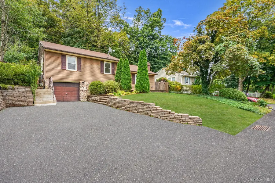 16 Sheridan Avenue, Sloatsburg, NY 10974 - Image #3