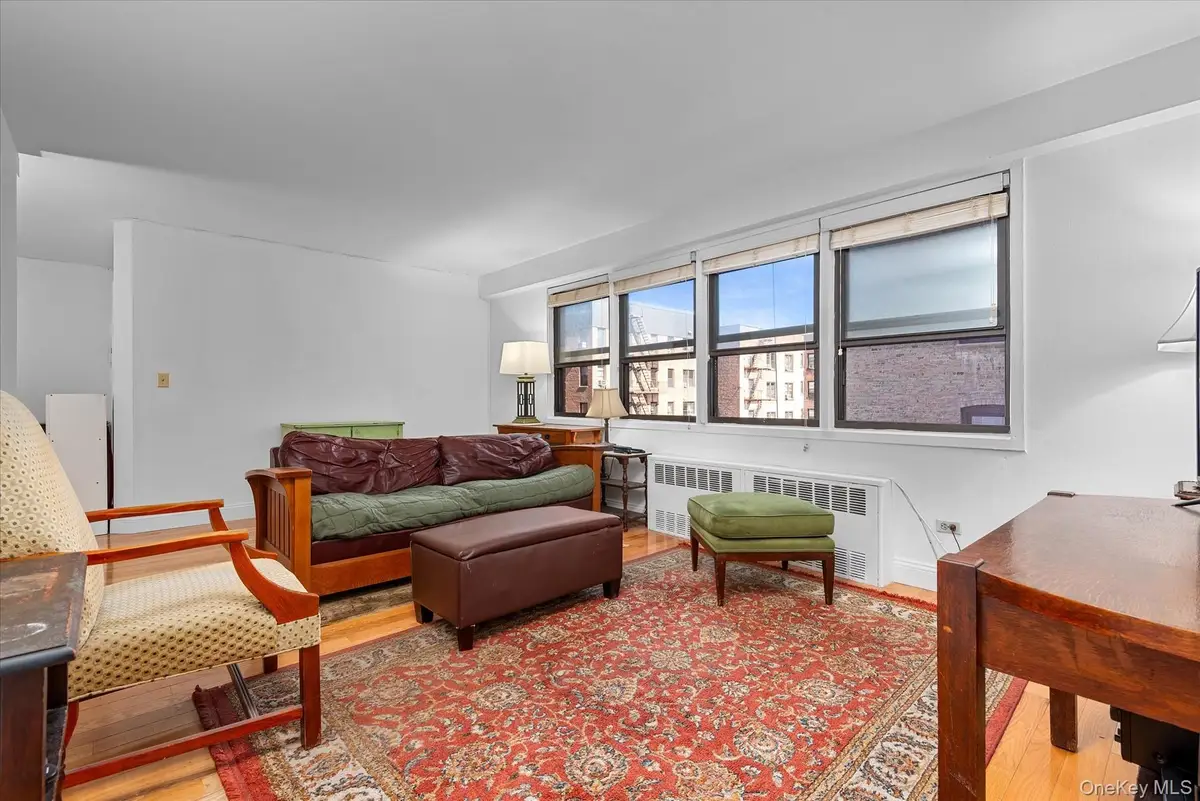 579 West 215 Street #2F, New York, NY 10034 - Image #1