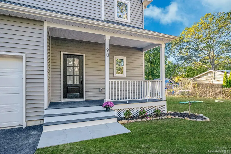 90 Yaphank Road W, Coram, NY 11727 - Image #2