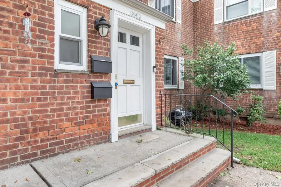 73-20 263rd Street #G, Glen Oaks, NY 11004 - Image #2