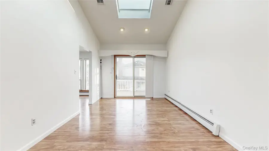 3268 Jackson Avenue, Wantagh, NY 11793 - Image #2