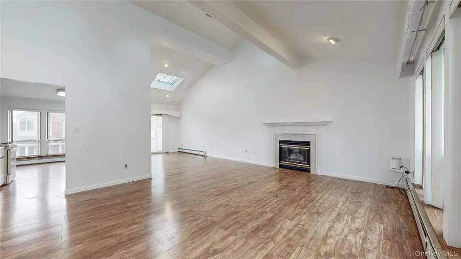 3268 Jackson Avenue, Wantagh, NY 11793 - Image #3