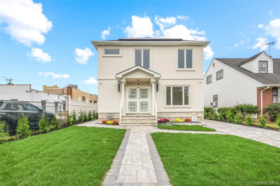 4 S 11th Street, New Hyde Park, NY 11040 - Image #2