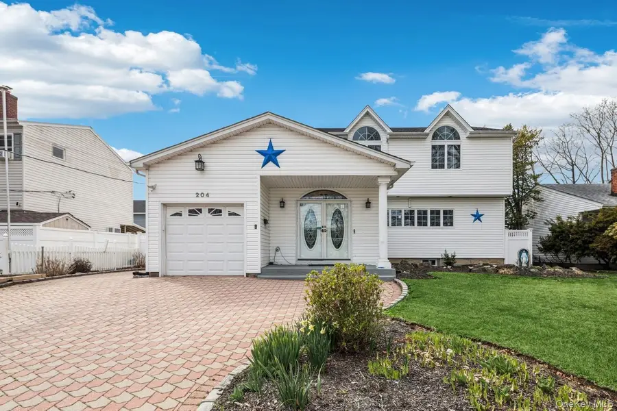 204 Broadway, Massapequa Park, NY 11762 - Image #2