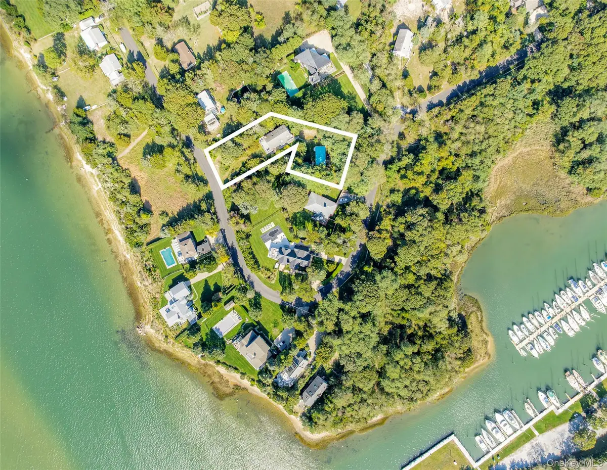 41 Squaw Road, Springs, NY 11937 - #1