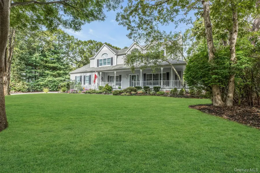 7 Martha Place, Port Jefferson Station, NY 11776 - Image #2