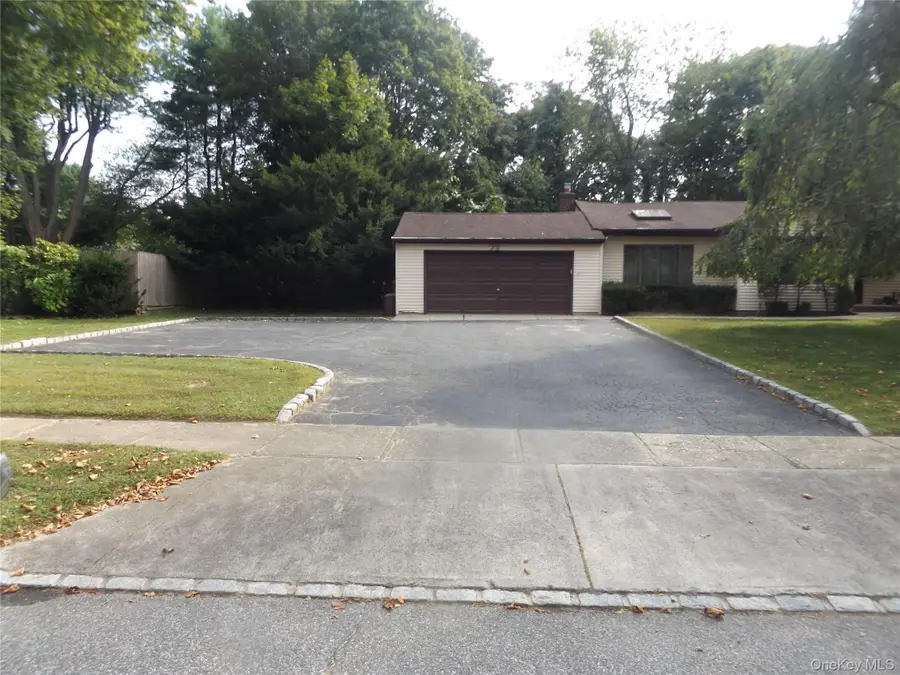 56 Rose Street, Smithtown, NY 11787 - Image #2