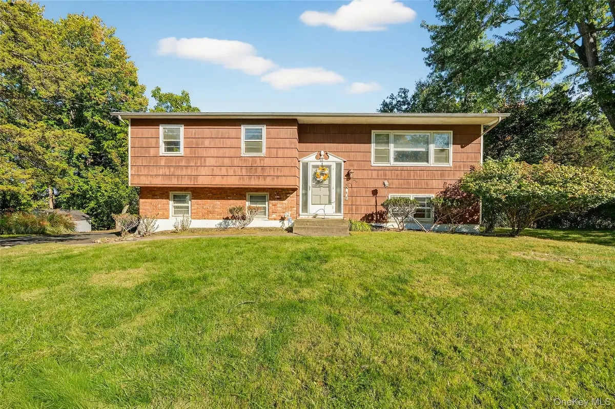 9 Oakwood Lane, Thiells, NY 10984 - Image #1