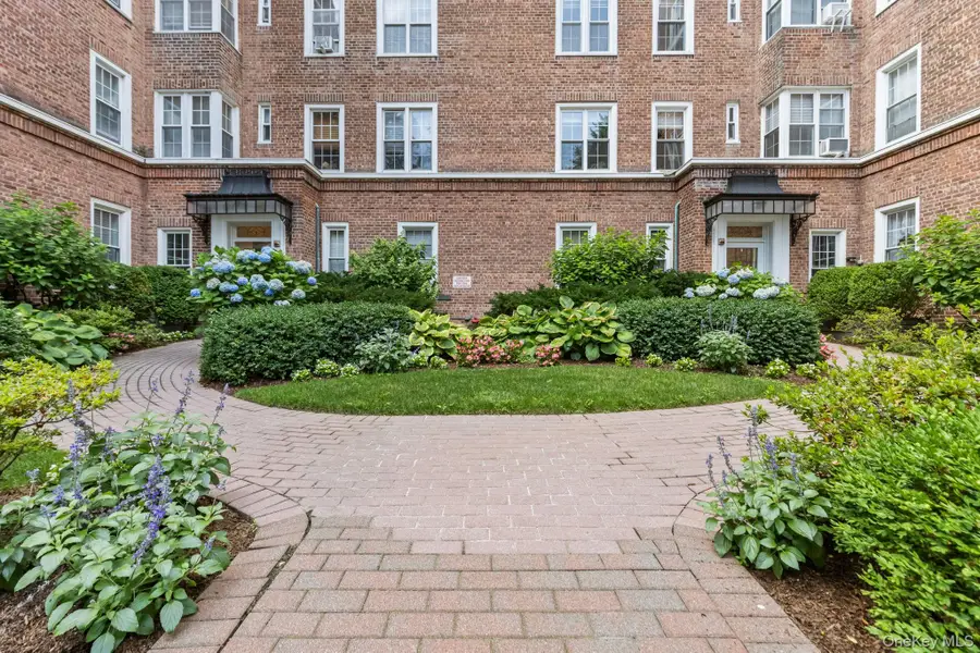 1 Midland Gardens #4A, Bronxville, NY 10708 - Image #2