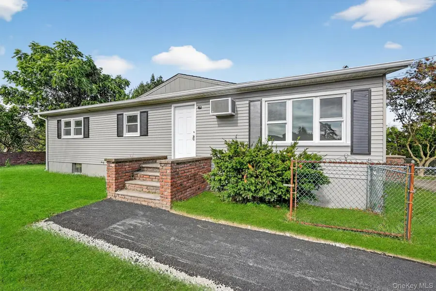 14 Myrtle Avenue, New Windsor, NY 12553 - Image #3