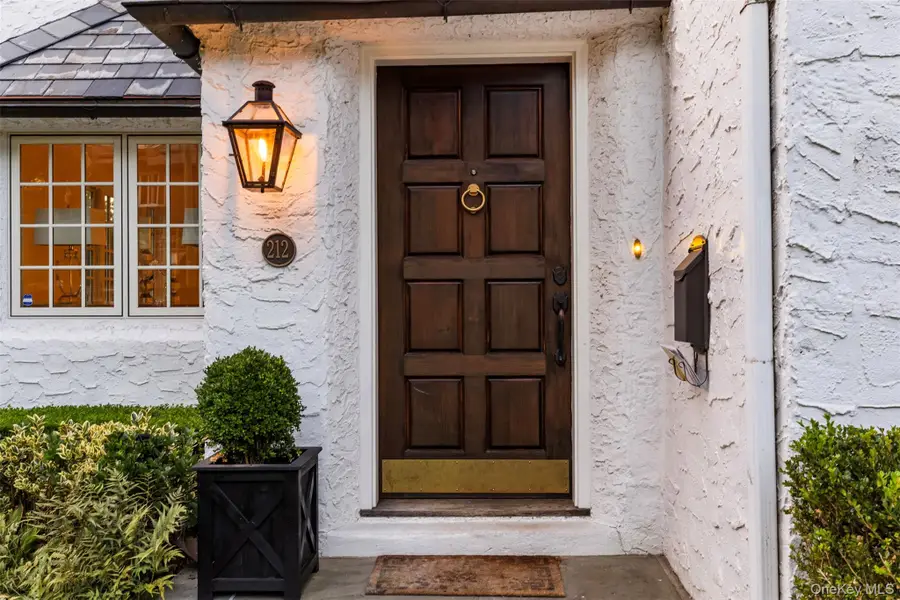 212 Pondfield Road W, Bronxville, NY 10708 - Image #2