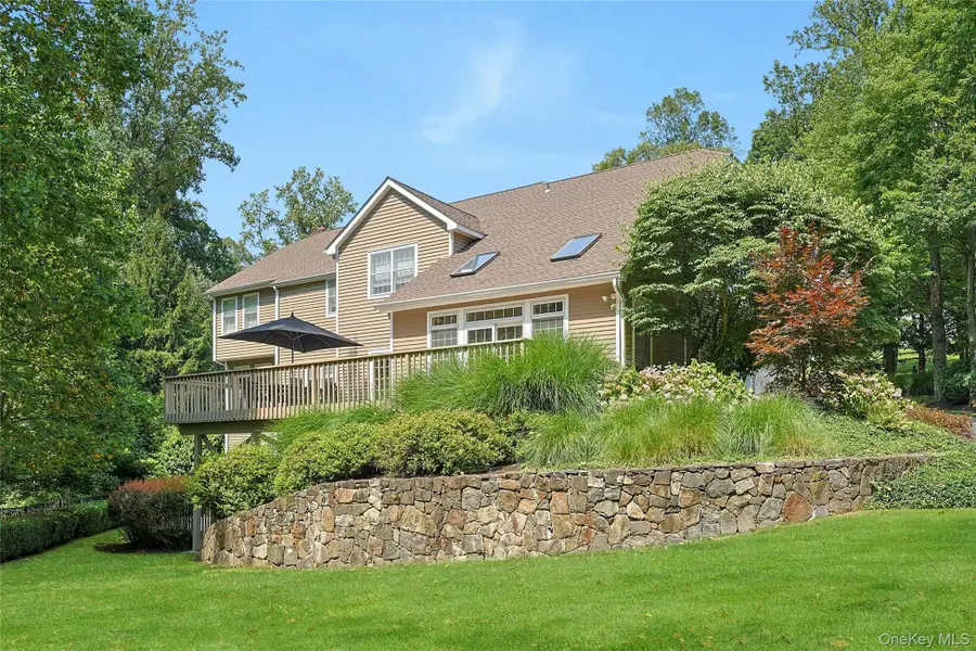 19 Stony Hollow, Chappaqua, NY 10514 - Image #2