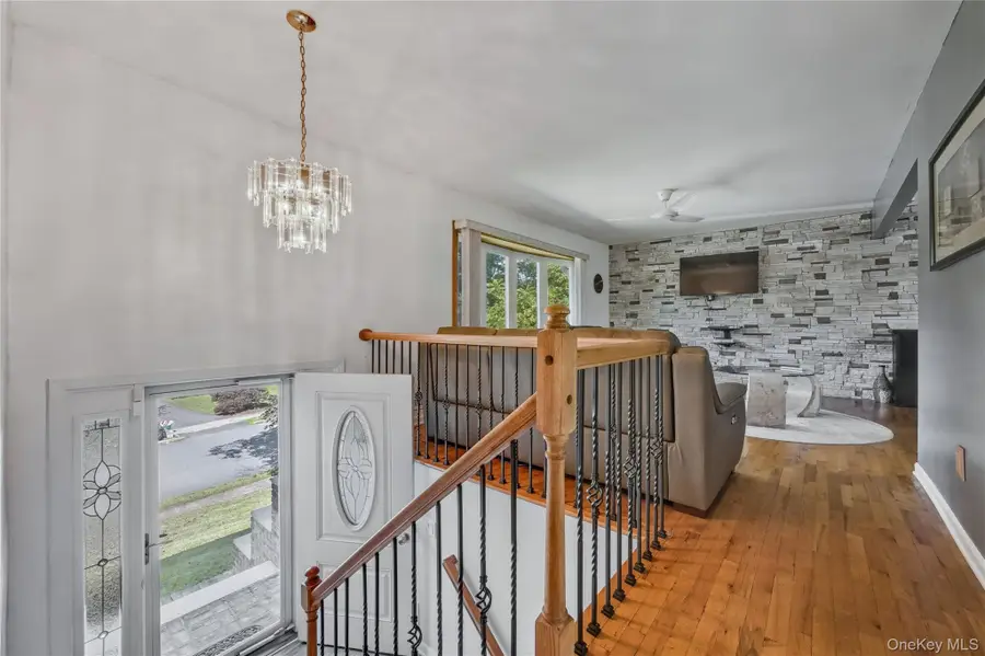 10 Headden Drive, Spring Valley, NY 10977 - Image #2