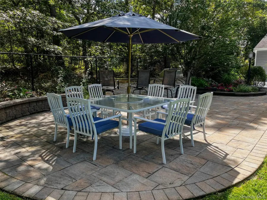 220 Pleasure Drive, Riverhead, NY 11901 - Image #3