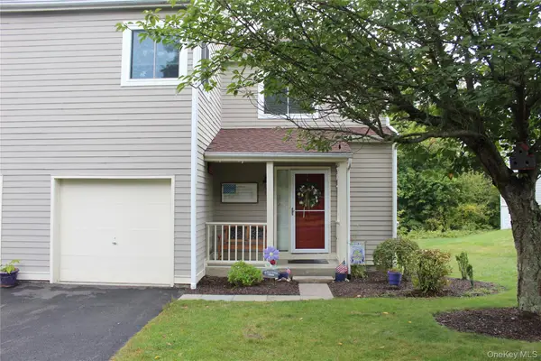 16 Highview Road, Hopewell Junction, NY 12533