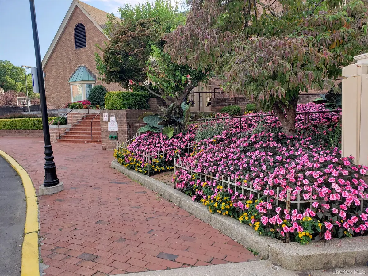 1230 Estate Lane Lane #2, Bayside, NY 11360 - Image #1