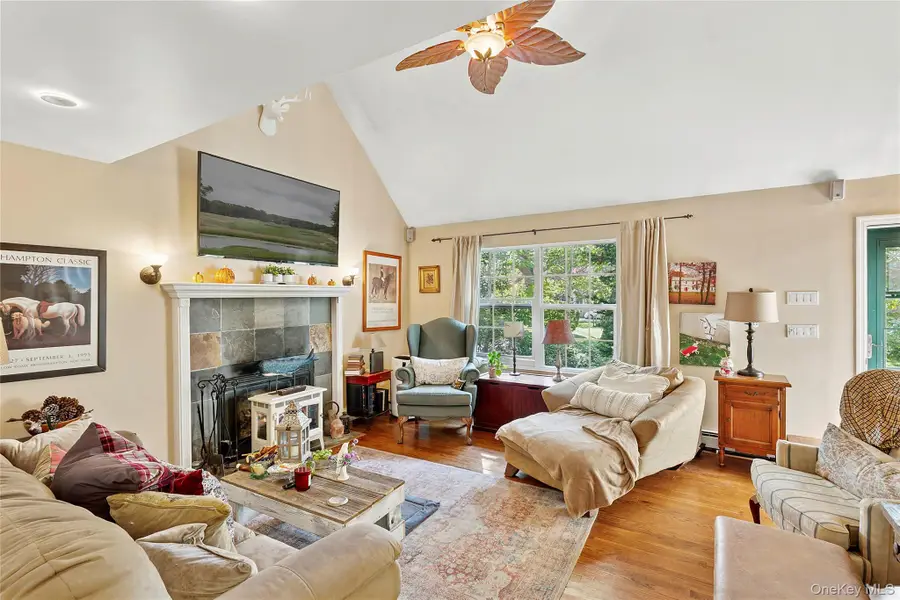 32 Atlantic Avenue, Hampton Bays, NY 11946 - Image #2