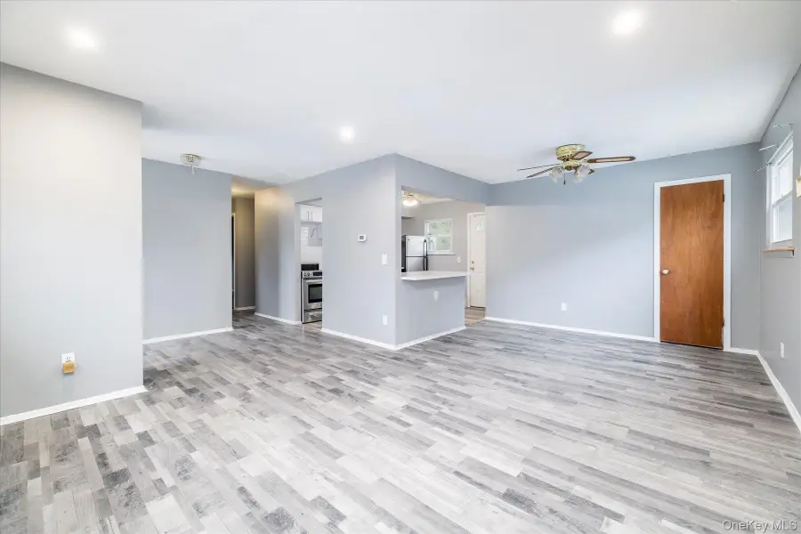 118 Coolidge Avenue, Amityville, NY 11701 - Image #3