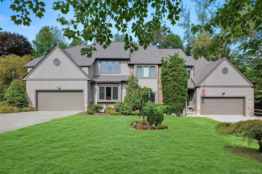 8 Persimmon Lane, White Plains, NY 10605 - Image #2