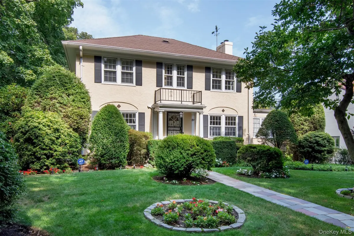 89 Park Drive, Pelham, NY 10803 - Image #1