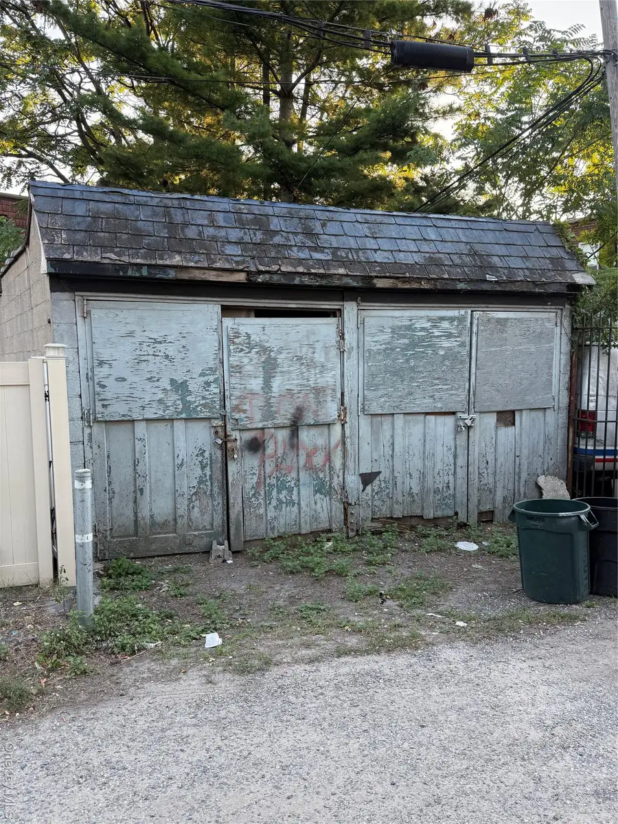 1513 Kimball Street, Brooklyn, NY 11234 - Image #2