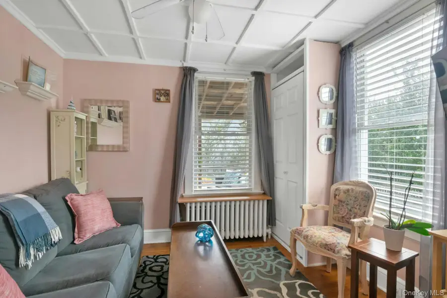 10 N Goodwin Avenue, Elmsford, NY 10523 - Image #3