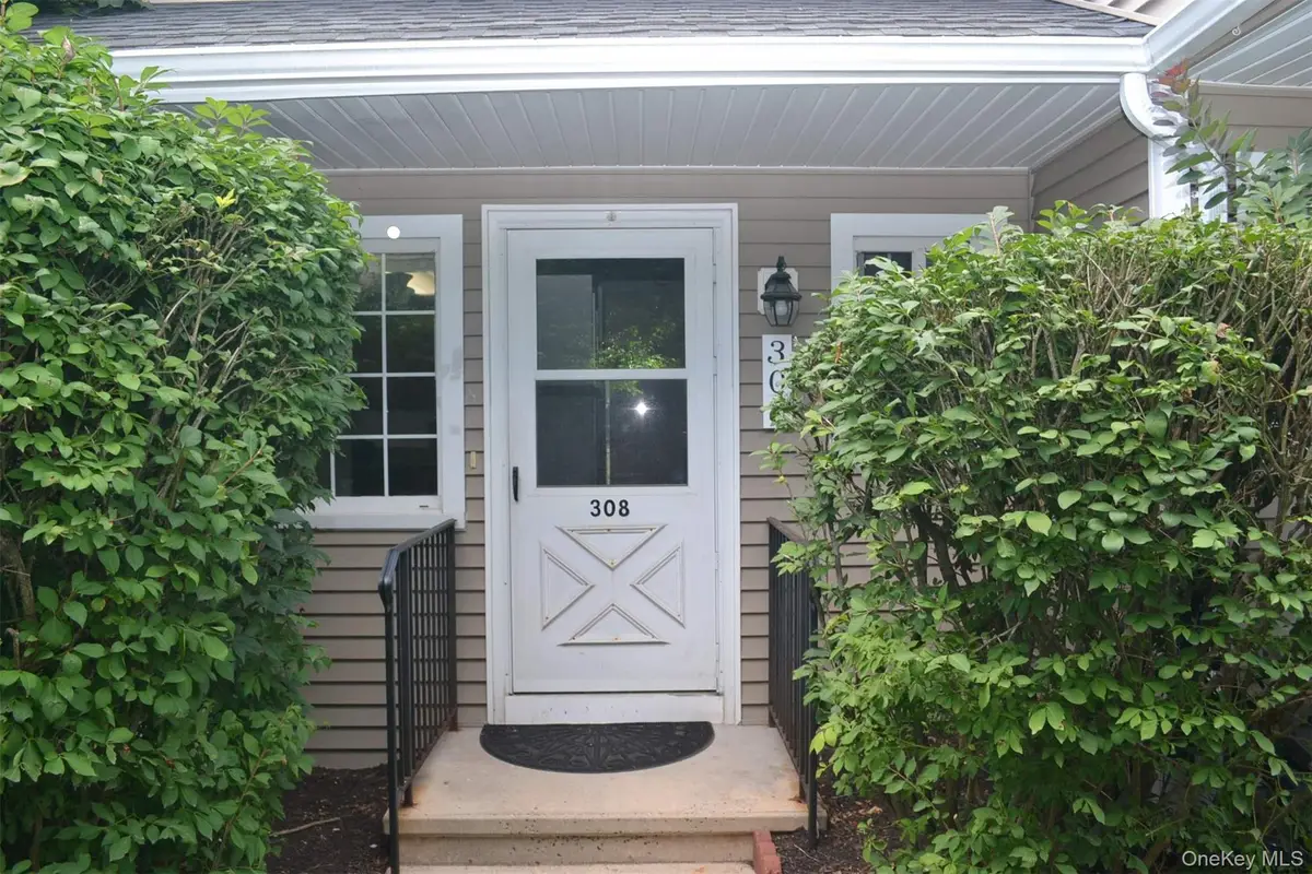 308 Covington Green Lane, Patterson, NY 12563 - Image #1