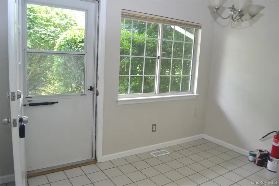 308 Covington Green Lane, Patterson, NY 12563 - Image #2