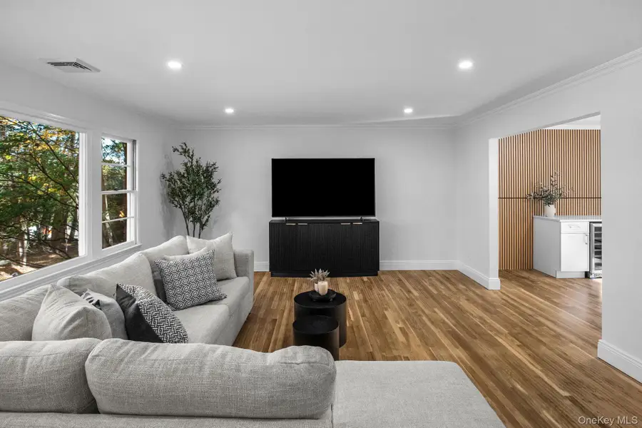 341 Millwood Road, Chappaqua, NY 10514 - Image #3