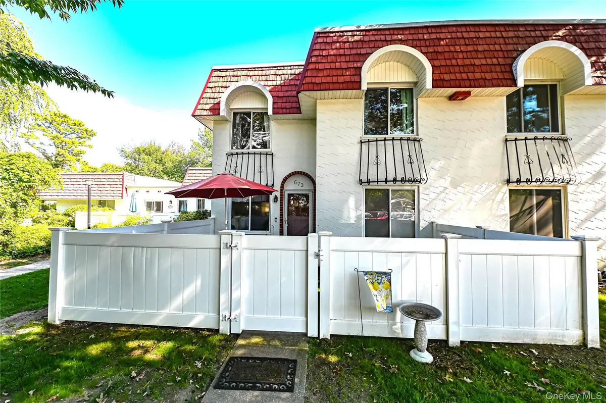 673 Blue Ridge Drive, Medford, NY 11763 - Image #1