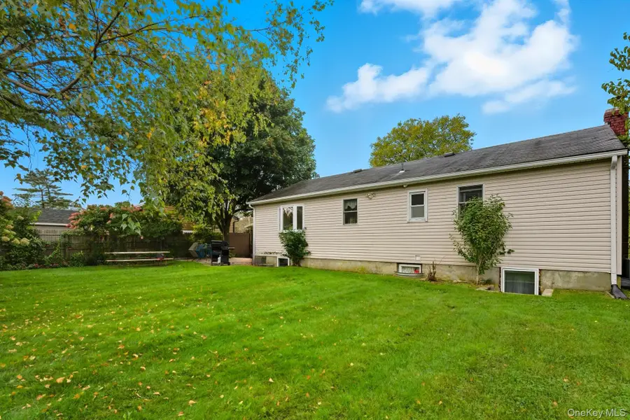 45 Lukens Avenue, Brentwood, NY 11717 - Image #3