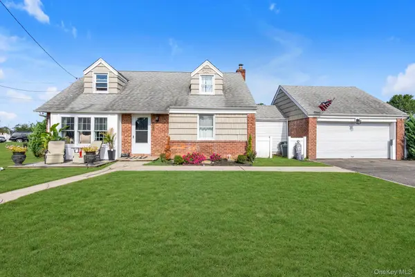 95 Wheeler Avenue, Valley Stream, NY 11580