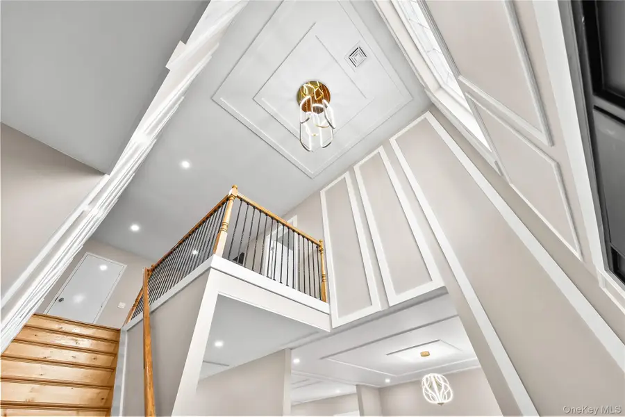 311 Lyon Street, Valley Stream, NY 11580 - Image #3