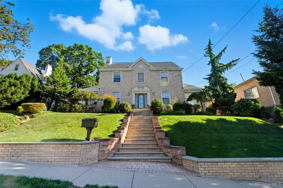 255-10 Iowa Road, Little Neck, NY 11362 - Image #1